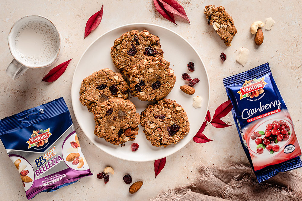 Cookies vegan di avena e mandorle, senza glutine