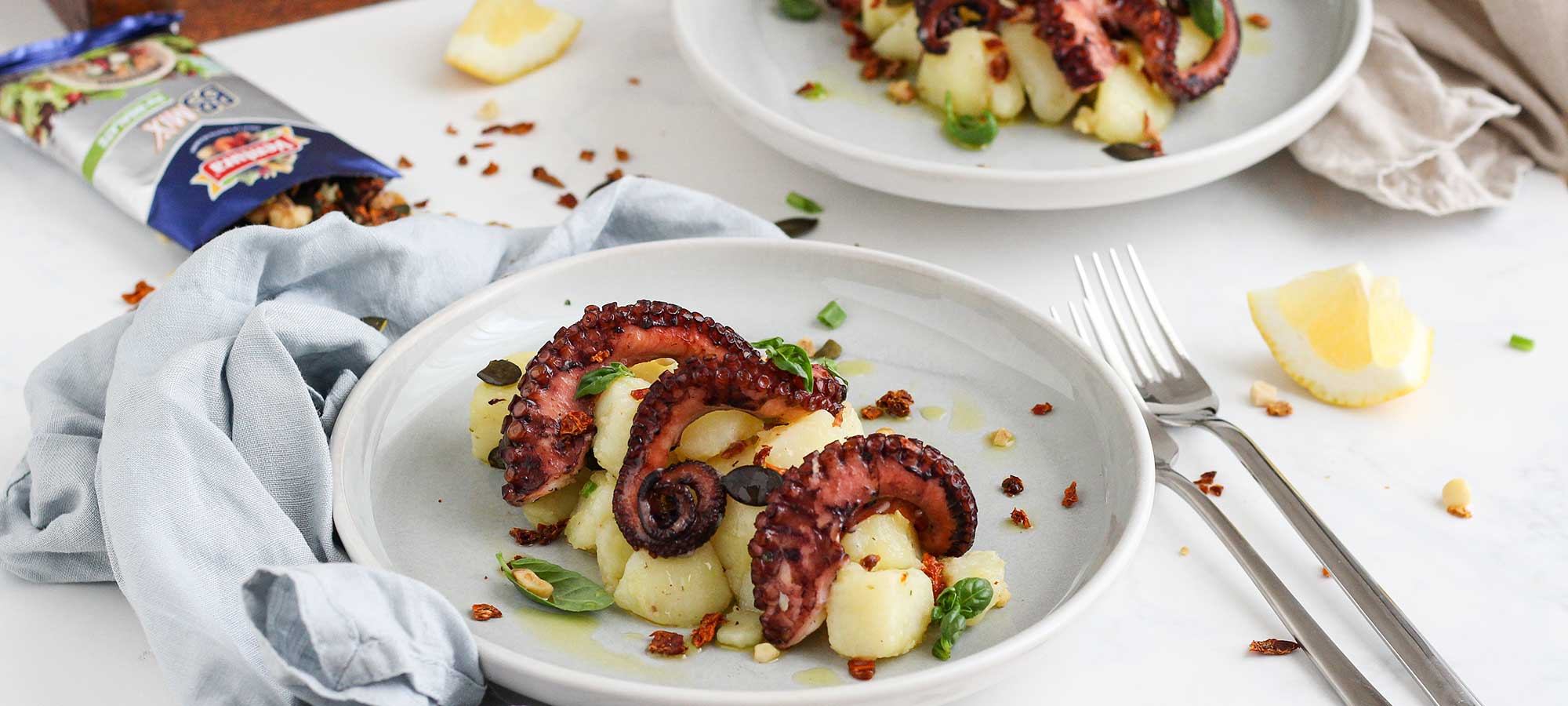 Polpo con patate e mix di frutta secca Ventura