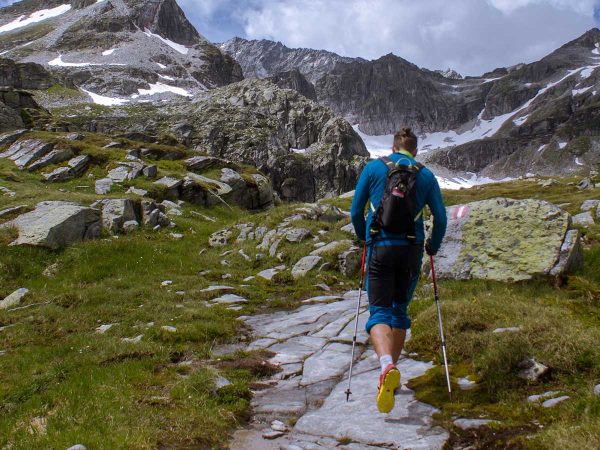 Nordic Walking: tutti i benefici della camminata nordica