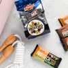su piano in marmo, pack grande bbmix proteico ventura, con barrette proteica e corda per saltare con manici in legno